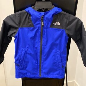 The North Face boys jacket size 5T